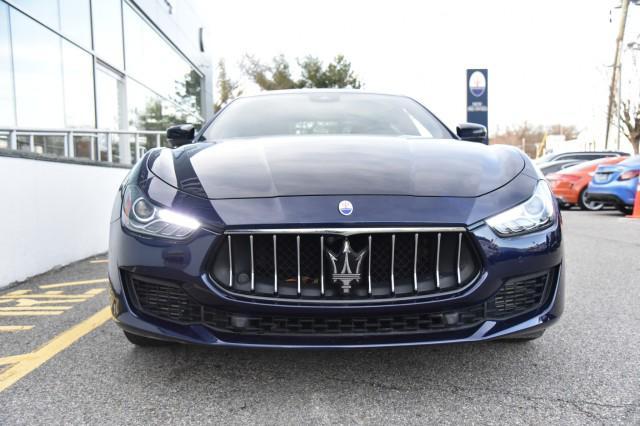 2019 maserati ghibli s q4 , awd, clean carfax, fresh unit, cpo eligible!