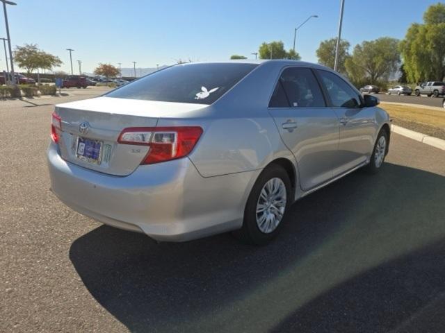 2014 toyota camry le