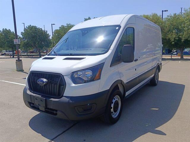 2023 ford transit-250 base