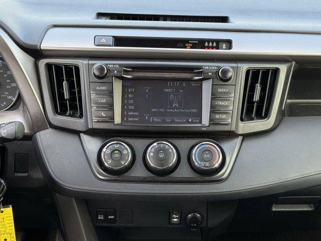 2018 toyota rav4 le