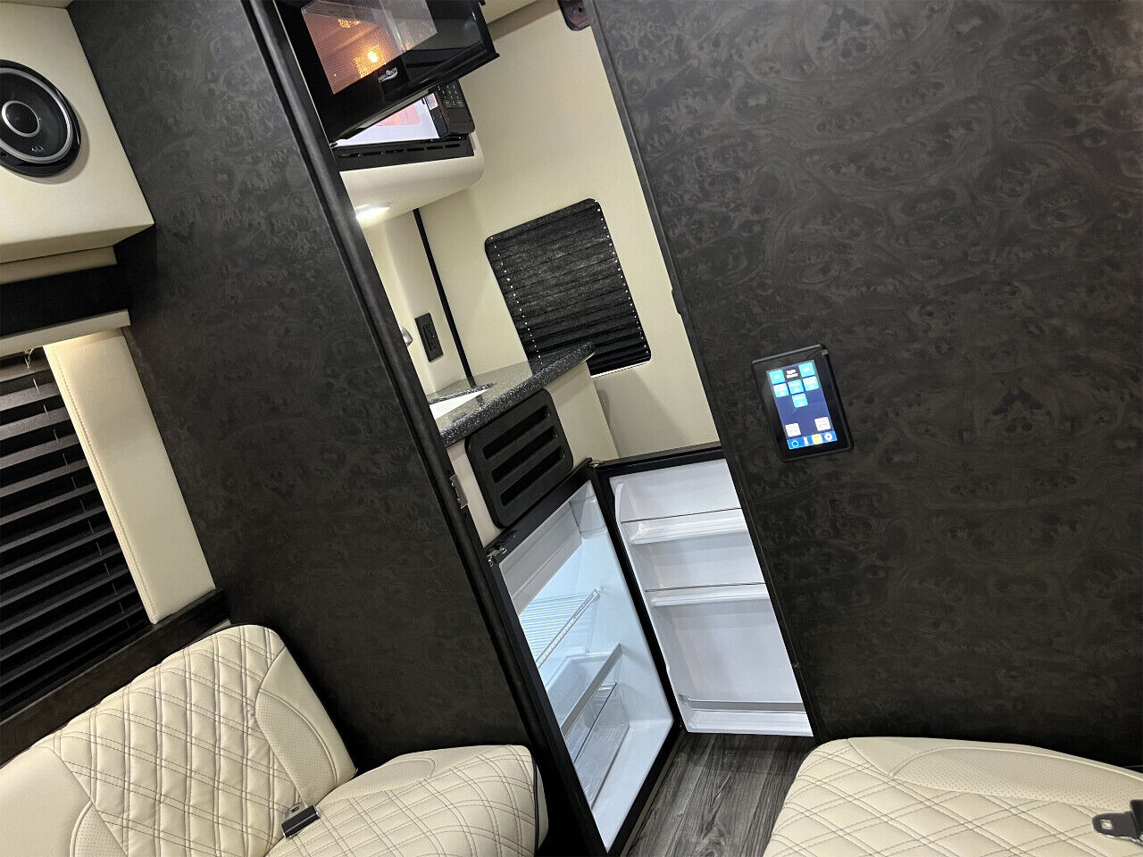 2023 mercedes-benz sprinter 4x4 v6 240hp turbo diesel eco revolution limousine