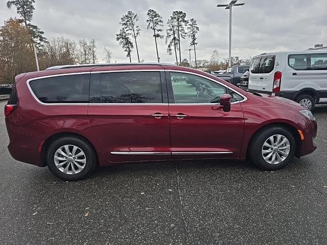 2018 chrysler pacifica touring-l