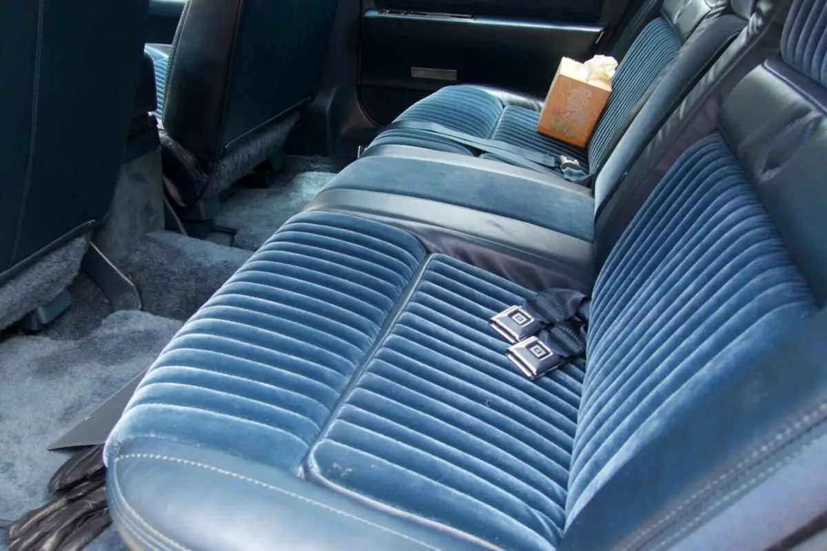 1986 cadillac seville excellent condition 34,500 miles runs great