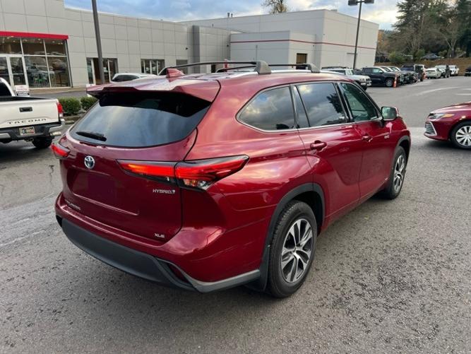 used 2020 toyota highlander hybrid xle