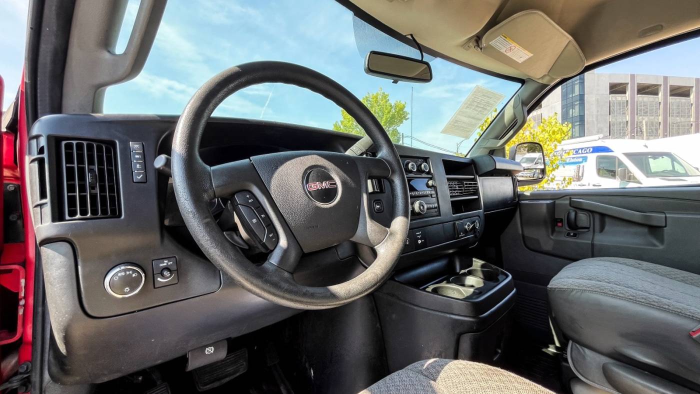 2017 gmc savana 3500