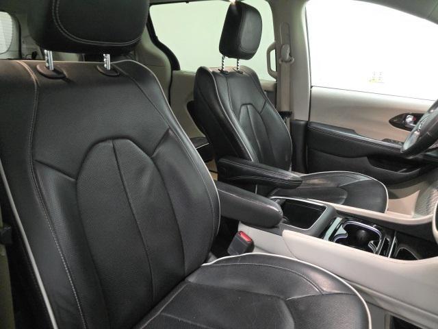 2022 chrysler pacifica limited