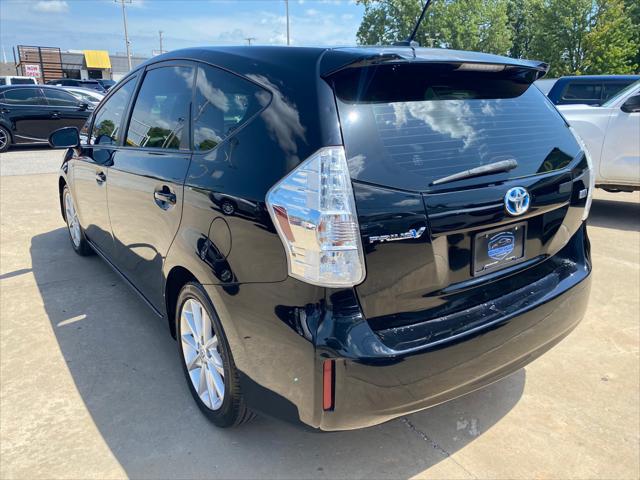 2012 toyota prius v two