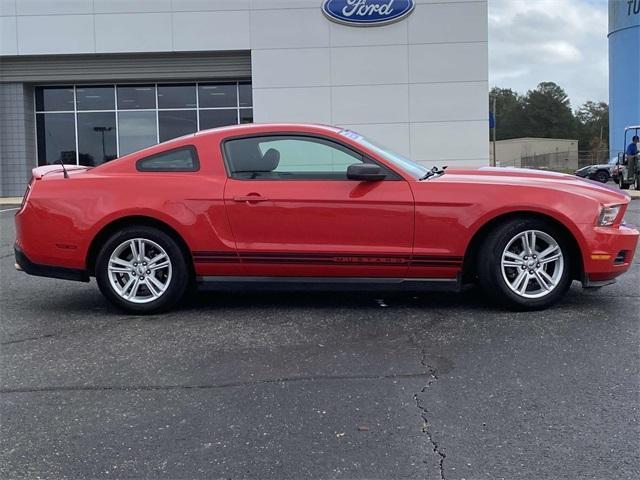 2010 ford mustang v6