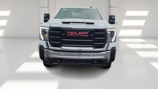 2025 GMC Sierra 2500hd pro