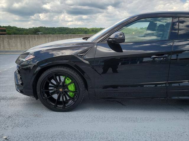 2022 lamborghini urus graphite capsule