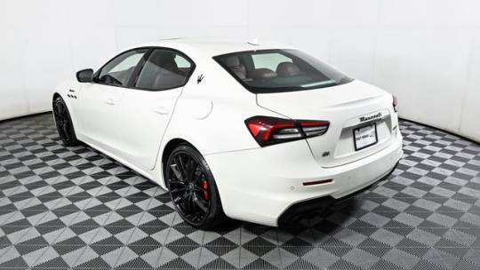 2022 maserati ghibli modena q4