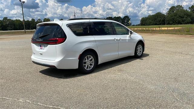 2022 chrysler pacifica touring-l