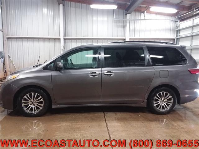 2019 toyota sienna xle