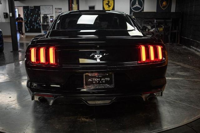 2015 ford mustang v6