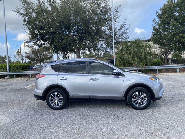 2018 toyota rav4 hybrid le