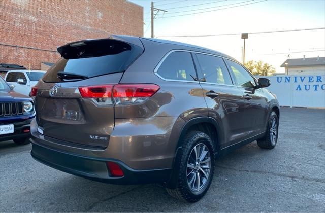 2019 toyota highlander xle