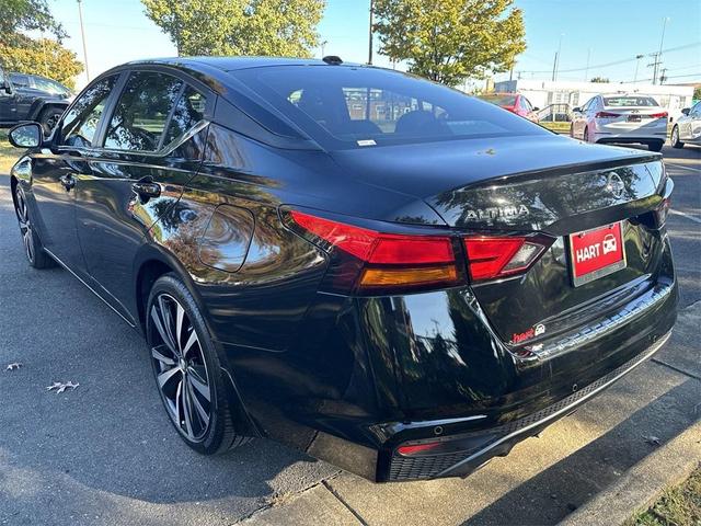2021 nissan altima 2.5 sr