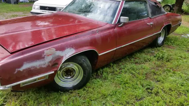 1971 thunderbird, 2 door muscle car