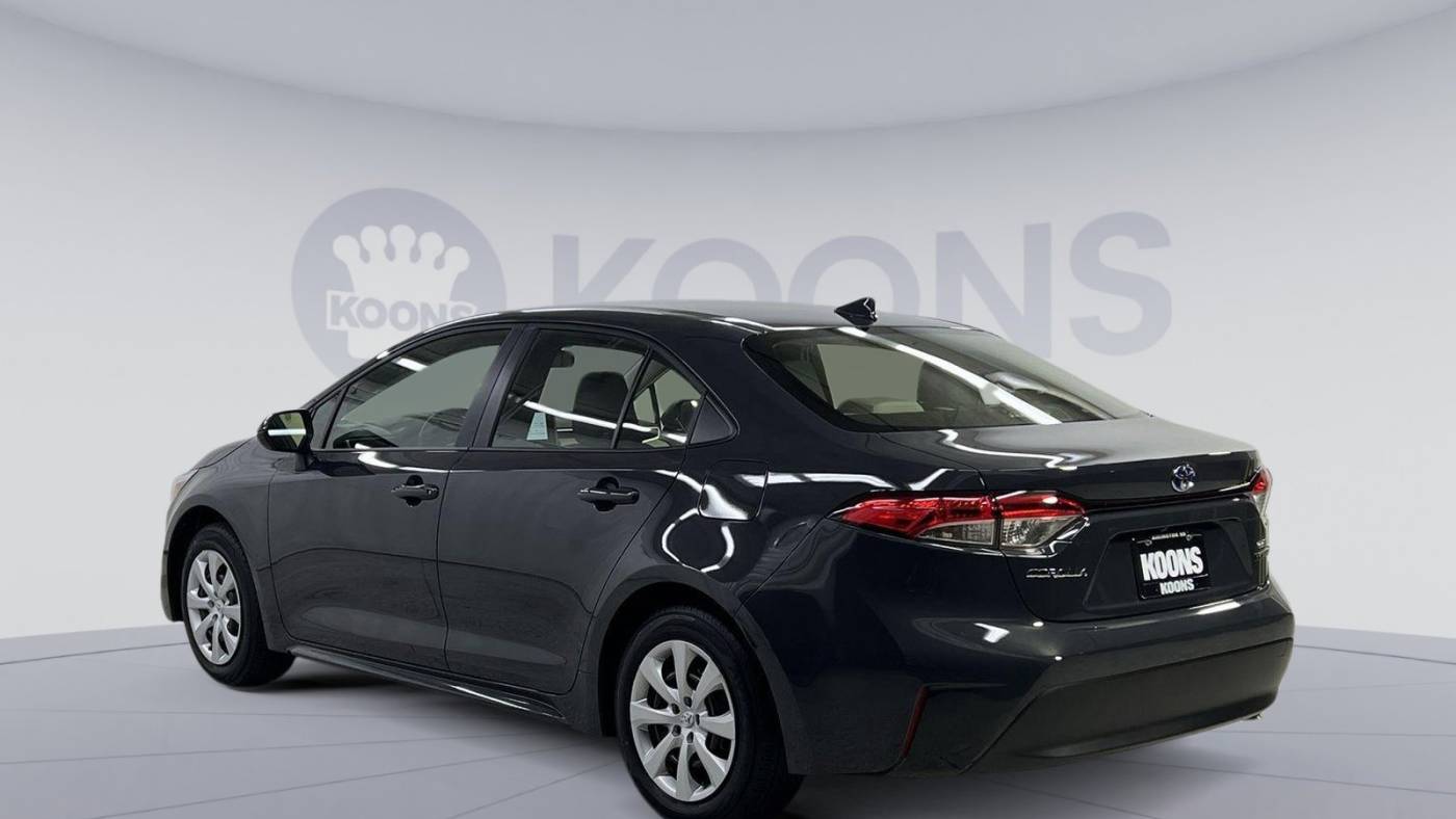 2024 toyota corolla hybrid le