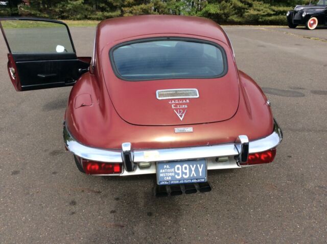 1972 jaguar e- type 2+2 v12 4-speed manual shift