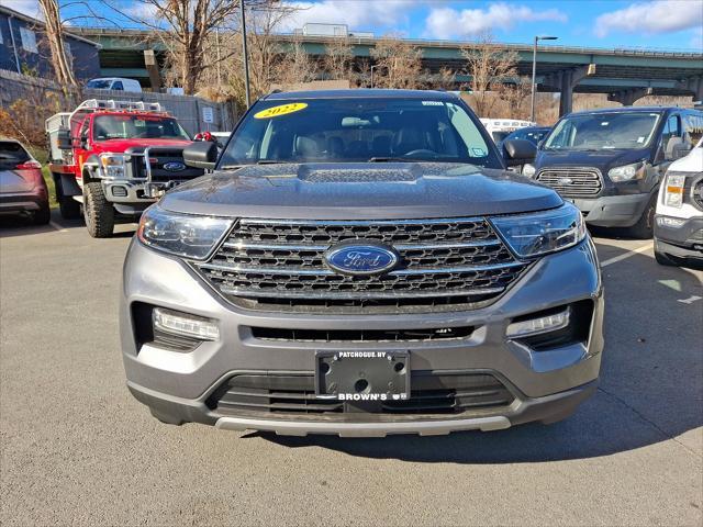 2022 ford explorer xlt