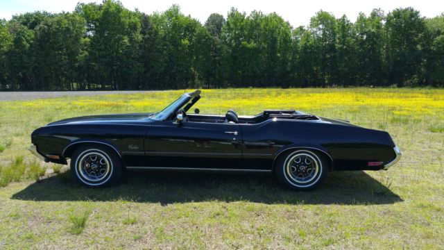1972 oldsmobile cutlass convertible, triple black, restored