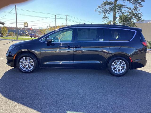 2022 chrysler pacifica touring-l