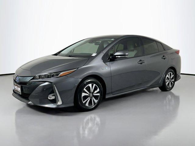2017 toyota prius prime plus