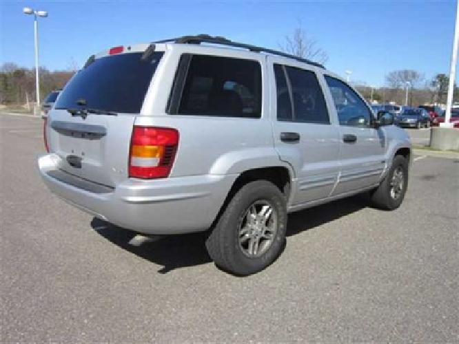 2004 bright silver metallic jeep grand cherokee in baiting hollow, ny