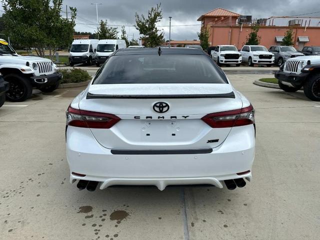 2023 toyota camry xse v6