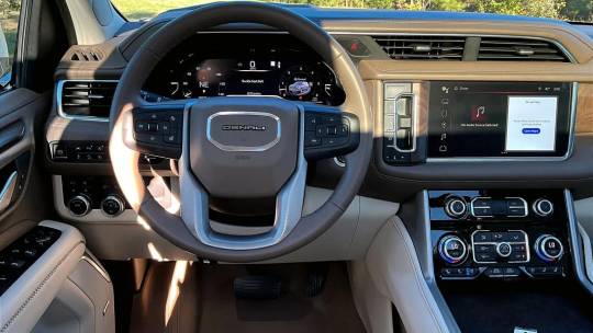 2023 GMC Yukon