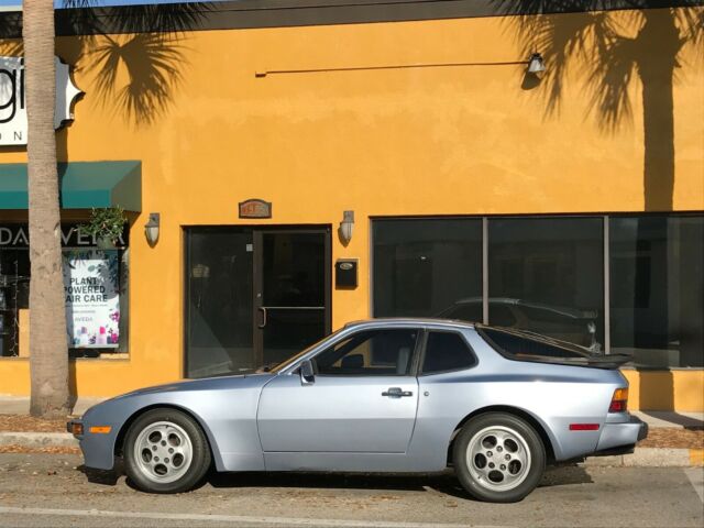 1983 porsche 944 - clear non-salvage title