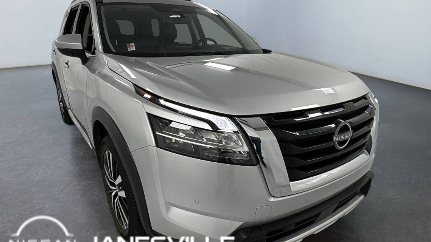 2023 nissan pathfinder platinum