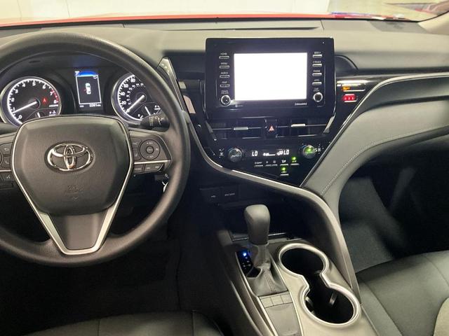 2023 toyota camry le