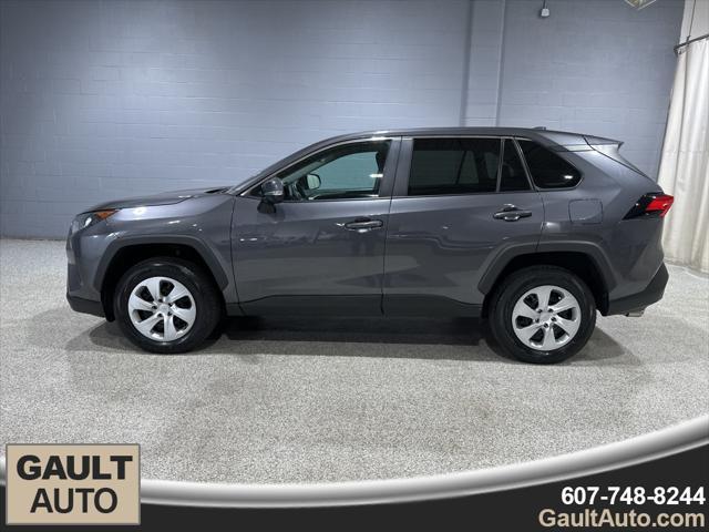 2022 toyota rav4 le