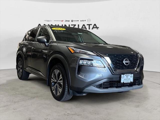 2022 nissan rogue sv