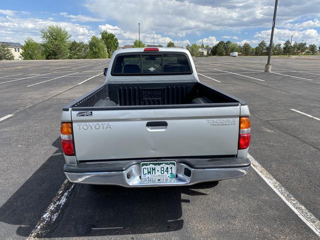2003 toyota tacoma prerunner