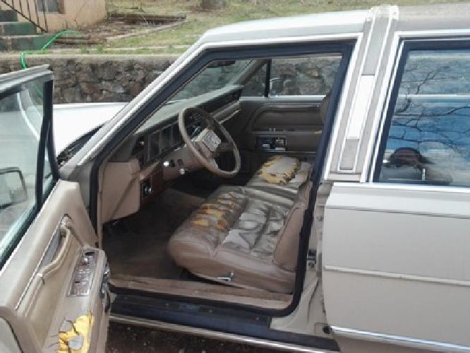 obo antique 87 lincoln town car in martinsville, va