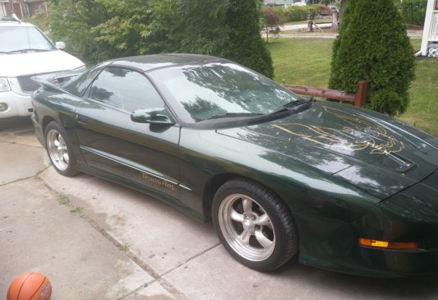1994 pontiac trans am t- tops new paint and more! new motor and trans! readlist!