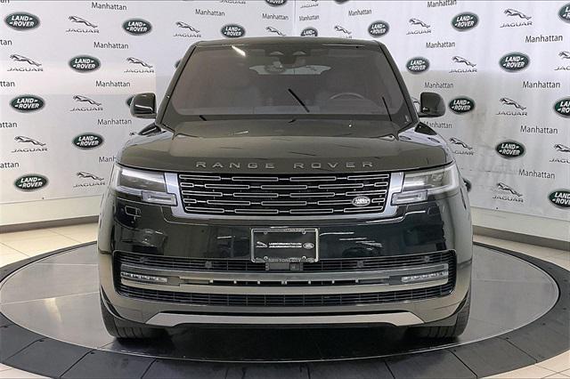 2023 land rover range rover p530 se