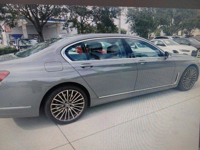 2022 bmw 740 740i