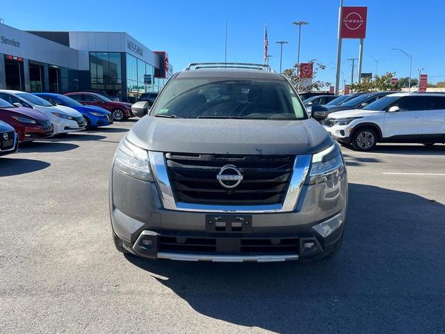 2022 nissan pathfinder sl