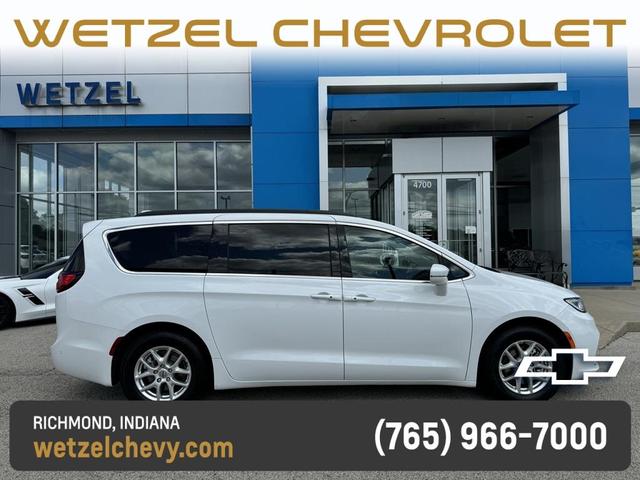 2022 chrysler pacifica touring-l