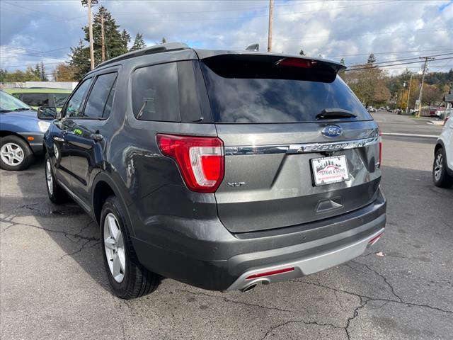 2017 ford explorer xlt
