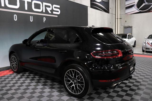 2018 porsche macan base