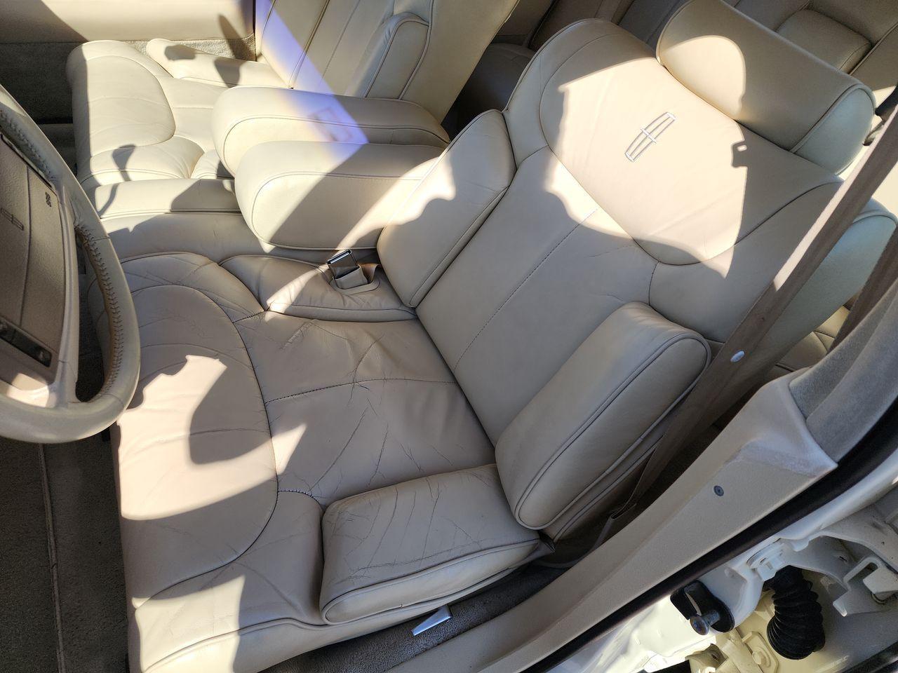 1990 lincoln town car