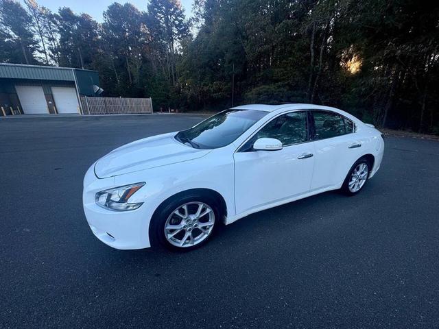 2014 nissan maxima sv