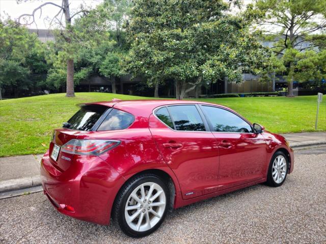 2013 lexus ct 200h base 4dr hatchback