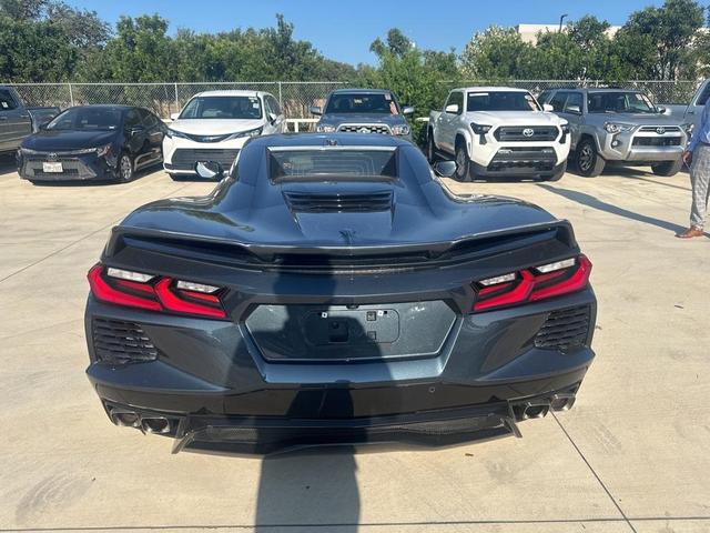 2021 chevrolet corvette stingray w/3lt