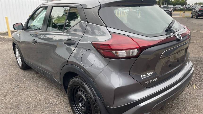 2021 nissan kicks s
